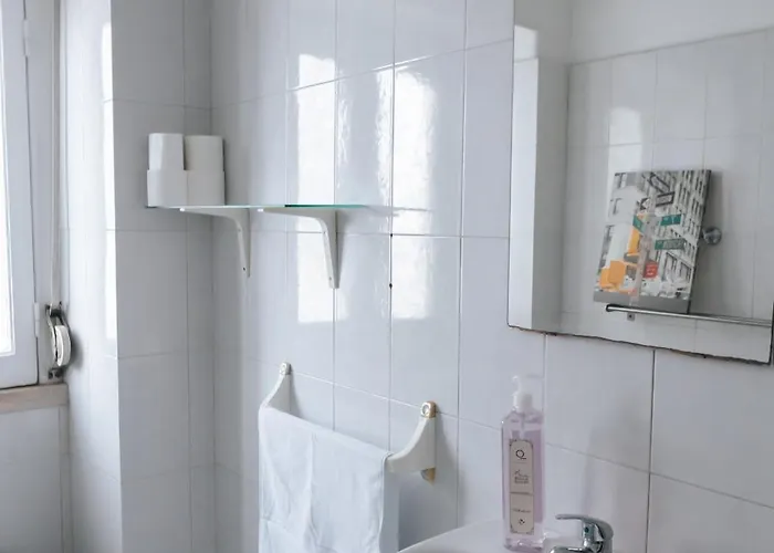 Πανσιόν Daniela's Central 304