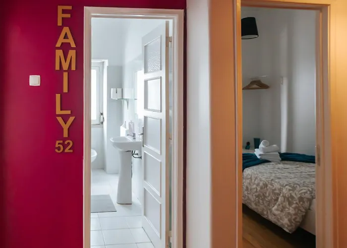 Daniela's Central 304 *