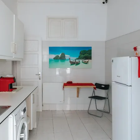 Daniela's Central 304 بيت ضيافة Lisboa